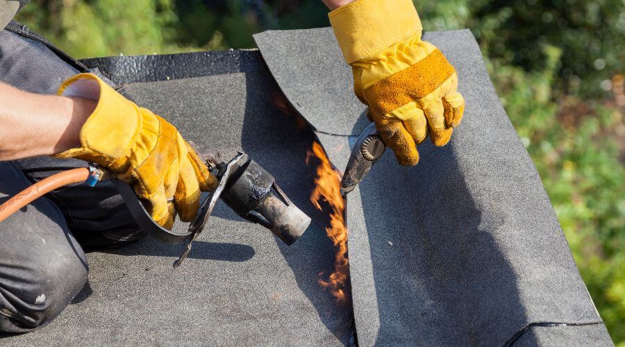 Expert top industrial roofings services in McConnell, IL